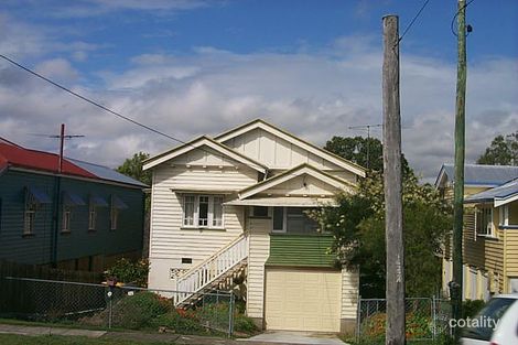 132 Ashby St, Fairfield, QLD 4103