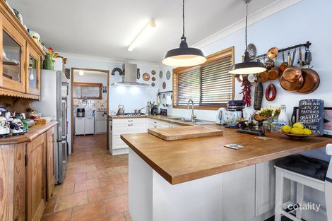 Property photo of 14 Rebecca Court Broadbeach Waters QLD 4218