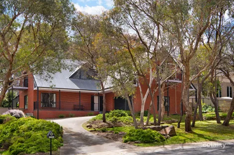 5 Lyndale Ct, Flora Hill, VIC 3550