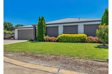 Property photo of 11 Gardner Court Moama NSW 2731