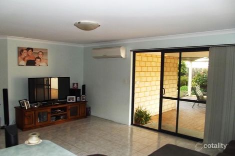 Property photo of 12 Aldenham Heights Halls Head WA 6210