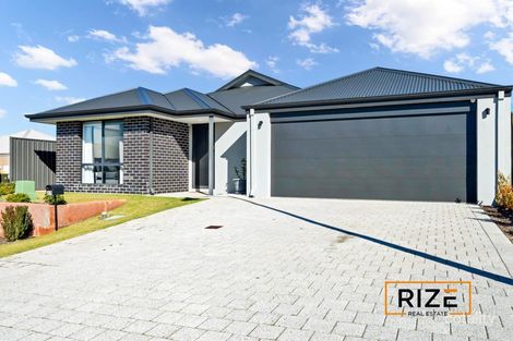 Property photo of 27 Grasshopper Street Banksia Grove WA 6031