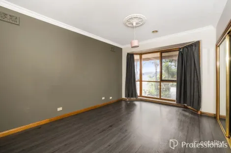 Property photo of 12 Central Road Hampton Park VIC 3976