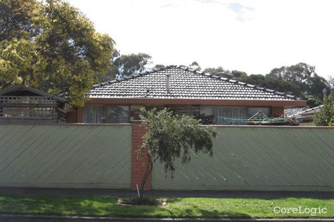 Property photo of 13 Greendale Road Bentleigh East VIC 3165