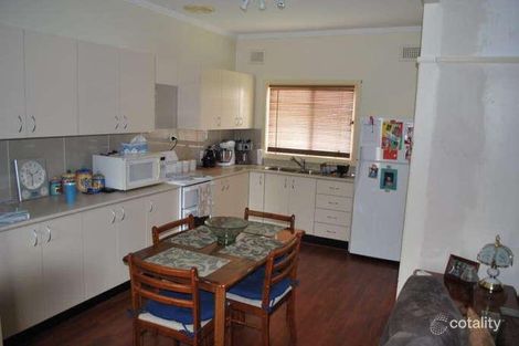 Property photo of 10 Tobruk Crescent Orange NSW 2800