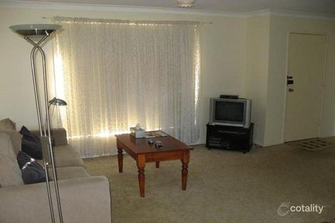 Property photo of 2/63 Fuchsia Crescent Macquarie Fields NSW 2564