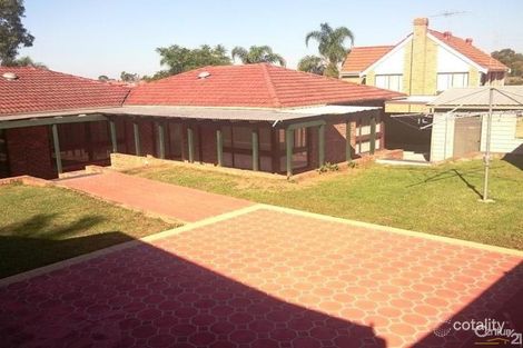 Property photo of 4 Ilford Place Abbotsbury NSW 2176