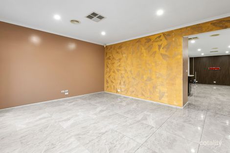 Property photo of 25 Chelsworth Loop Craigieburn VIC 3064