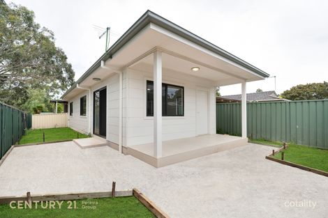 2 Crispsparkle Dr, Ambarvale, NSW 2560