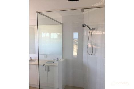 Property photo of 12 Rainbow View Ocean Reef WA 6027