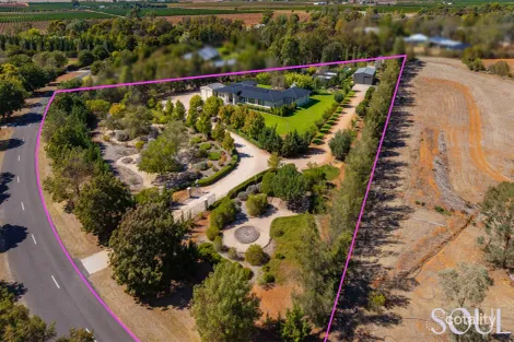 13 Mancini Dr, Lake Wyangan, NSW 2680