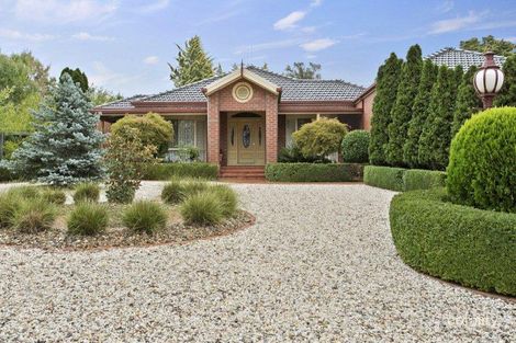 Property photo of 14 Harpin Place East Bendigo VIC 3550