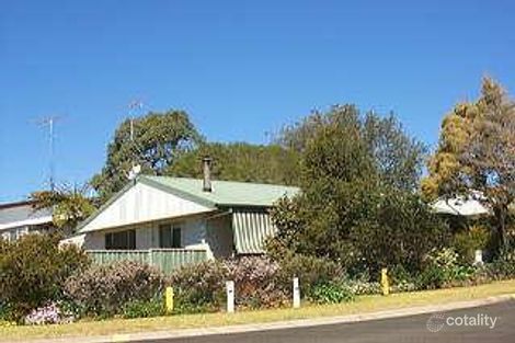 18 Makepeace St, Rockville, QLD 4350