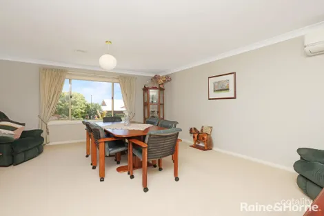 Property photo of 8 Maple Close Kelso NSW 2795