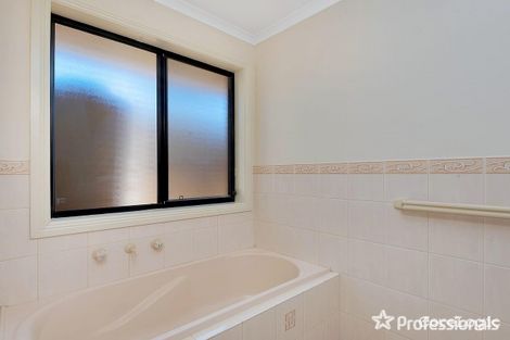 Property photo of 17 Bluegum Drive Paralowie SA 5108