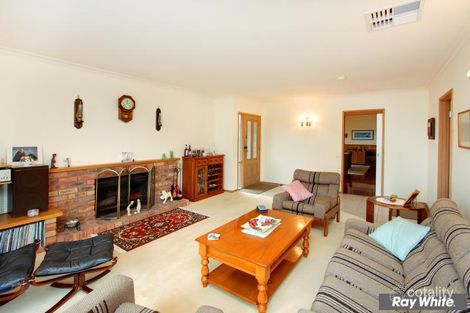 Property photo of 7 Karleen Court Mornington VIC 3931