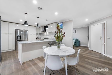Property photo of 6 Darriwill Close Delahey VIC 3037