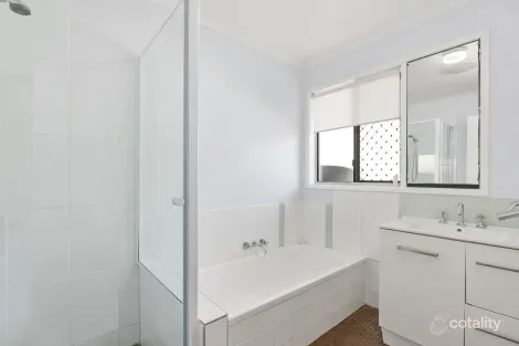 Property photo of 17 Killara Crescent Petrie QLD 4502