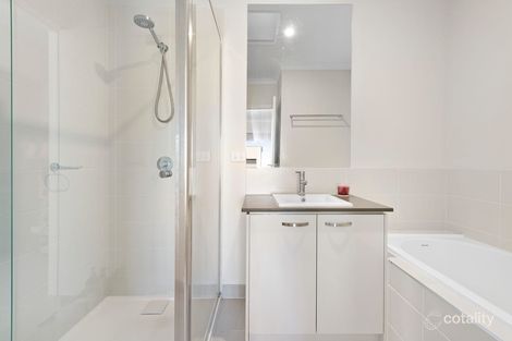 Property photo of 4 Mercury Court Carrum Downs VIC 3201