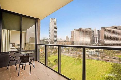 802/1 Encounter Way, Docklands, VIC 3008