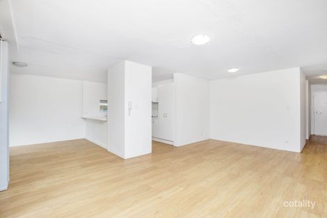 Property photo of 8/17 Laycock Street Surfers Paradise QLD 4217