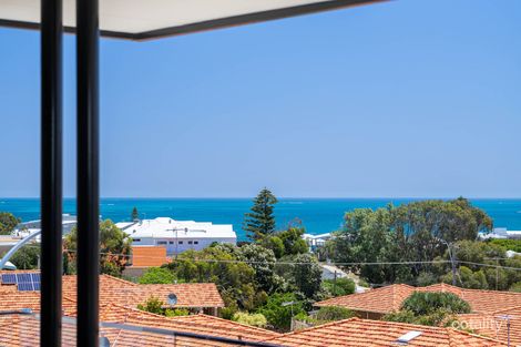 Property photo of 10 Syree Court Marmion WA 6020