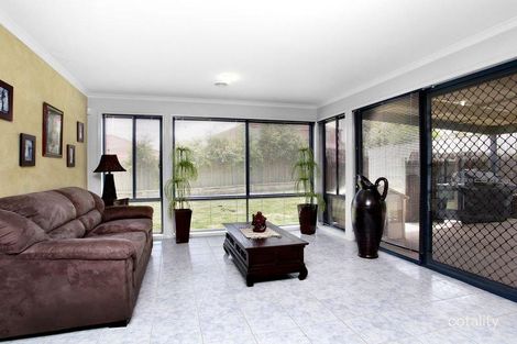 Property photo of 8 Dennis Close Lynbrook VIC 3975