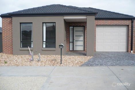 66 Oakgrove Dr, Craigieburn, VIC 3064