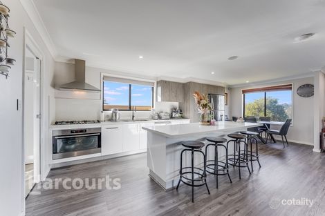 Property photo of 3 Pine Avenue Bradbury NSW 2560