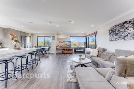 Property photo of 3 Pine Avenue Bradbury NSW 2560