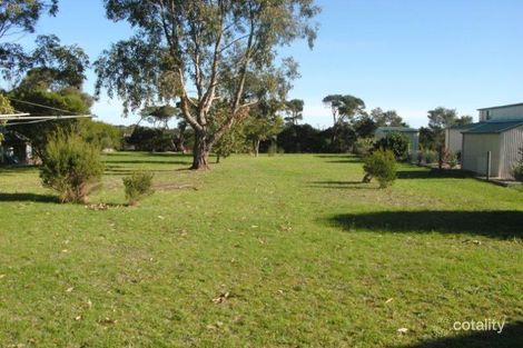 Property photo of 1 Bayview Avenue Tenby Point VIC 3984