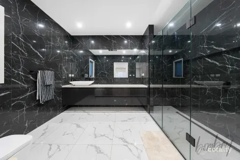 Property photo of 14 Middle Way Mickleham VIC 3064