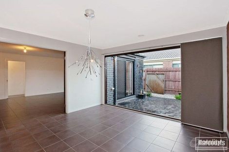 Property photo of 22 Grand Central Boulevard Pakenham VIC 3810