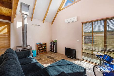 Property photo of 4 Callanan Grove Werribee South VIC 3030