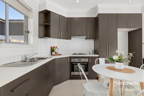 Property photo of 2/24 Larch Street Thomastown VIC 3074