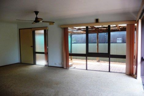 Property photo of 61 Emerald Avenue West Wodonga VIC 3690