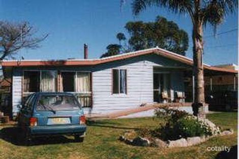 49 Deakin Pde, Tomakin, NSW 2537