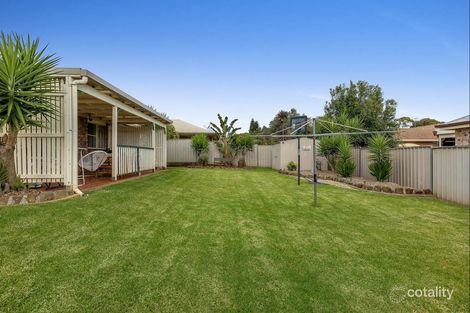 Property photo of 34 Gainsborough Drive Glenvale QLD 4350