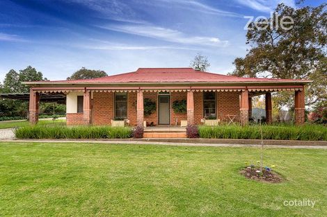 14 Riversdale Rd, Table Top, NSW 2640