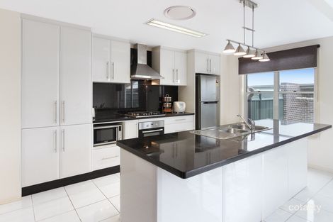 Property photo of 3 Boulevard Place Hillvue NSW 2340