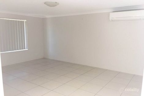 Property photo of 16 Rosella Crescent Springfield Lakes QLD 4300