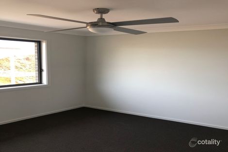 Property photo of 2/34 Gasnier Loop Boorooma NSW 2650