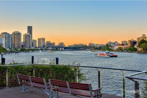 Property photo of 16/75 Thorn Street Kangaroo Point QLD 4169