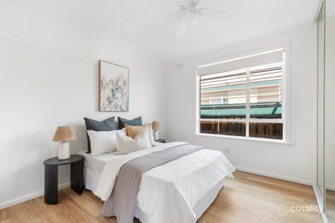 Property photo of 12 Stradbroke Drive St Albans VIC 3021