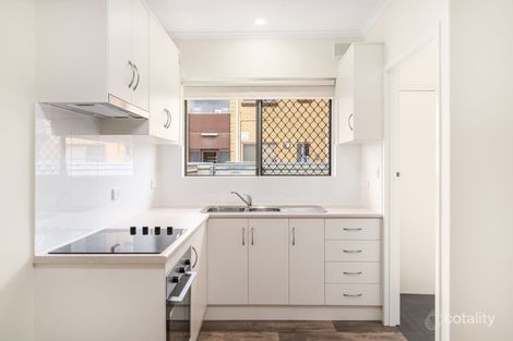 Property photo of 2/181 Findon Road Findon SA 5023