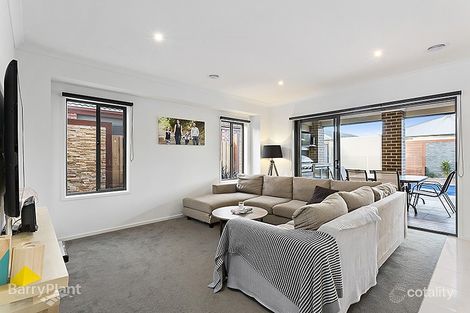 Property photo of 6 Barwon Street Clyde North VIC 3978