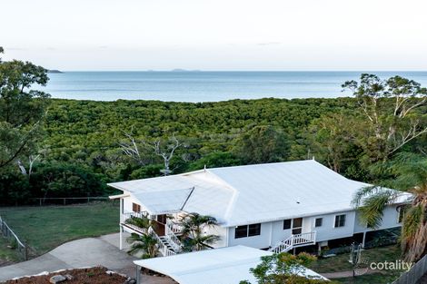 Property photo of 8 Alice Court Cannonvale QLD 4802