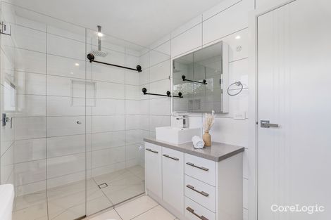 Property photo of 1/18 Hiddleston Avenue Box Hill South VIC 3128