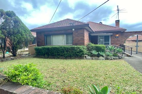 35 Cairns St, Riverwood, NSW 2210