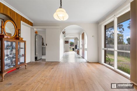 Property photo of 16 Hudson Place Melton VIC 3337